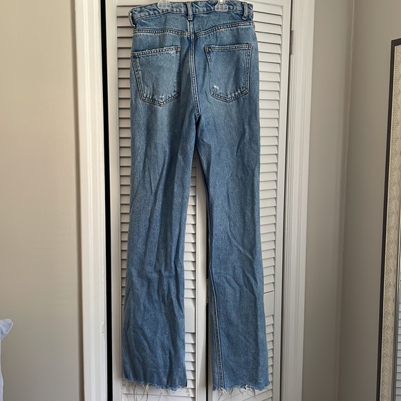 Zara high rise ripped jeans - Picture 2 of 3